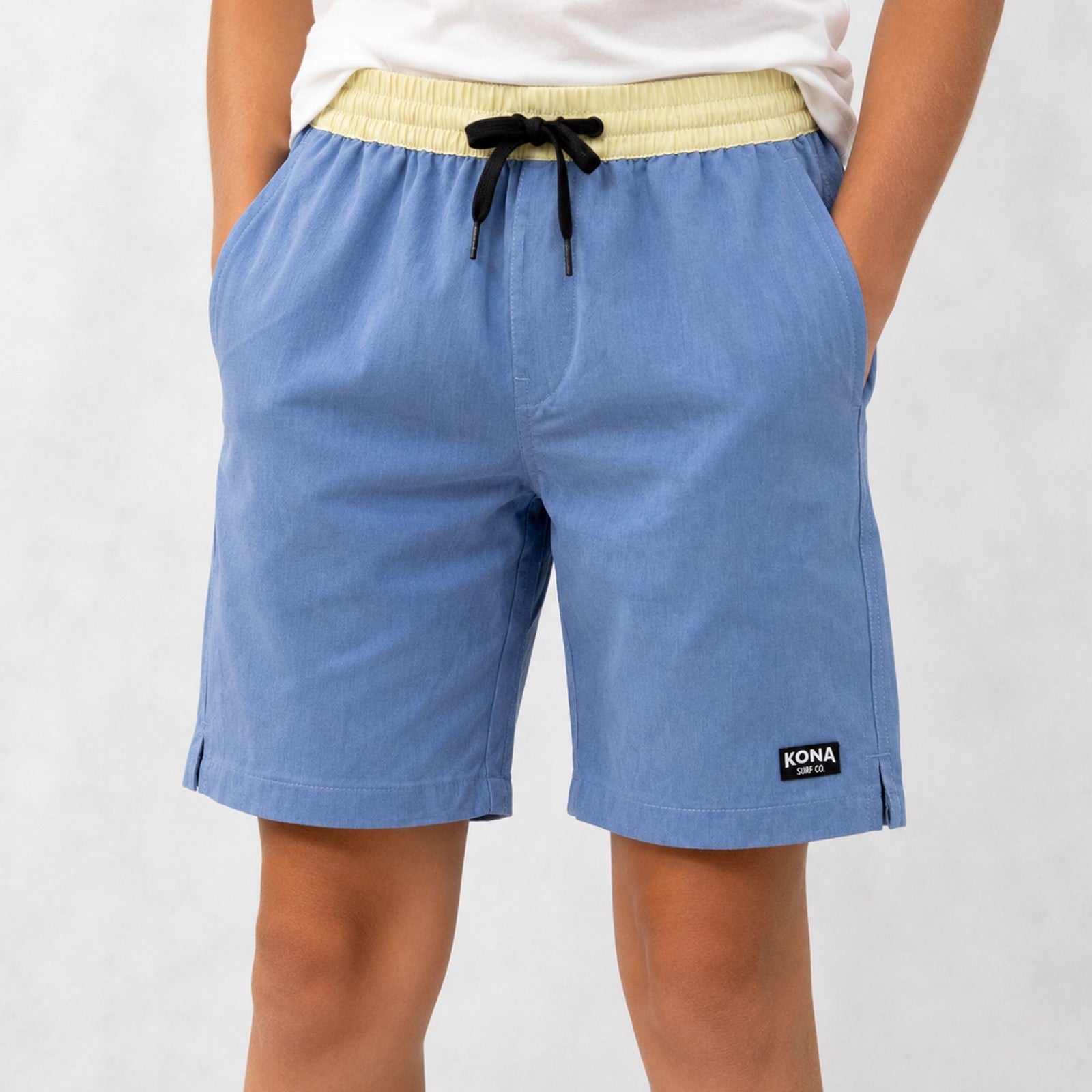 Uncomplicated 15in w/ Liner Boys Elastic Boardshorts