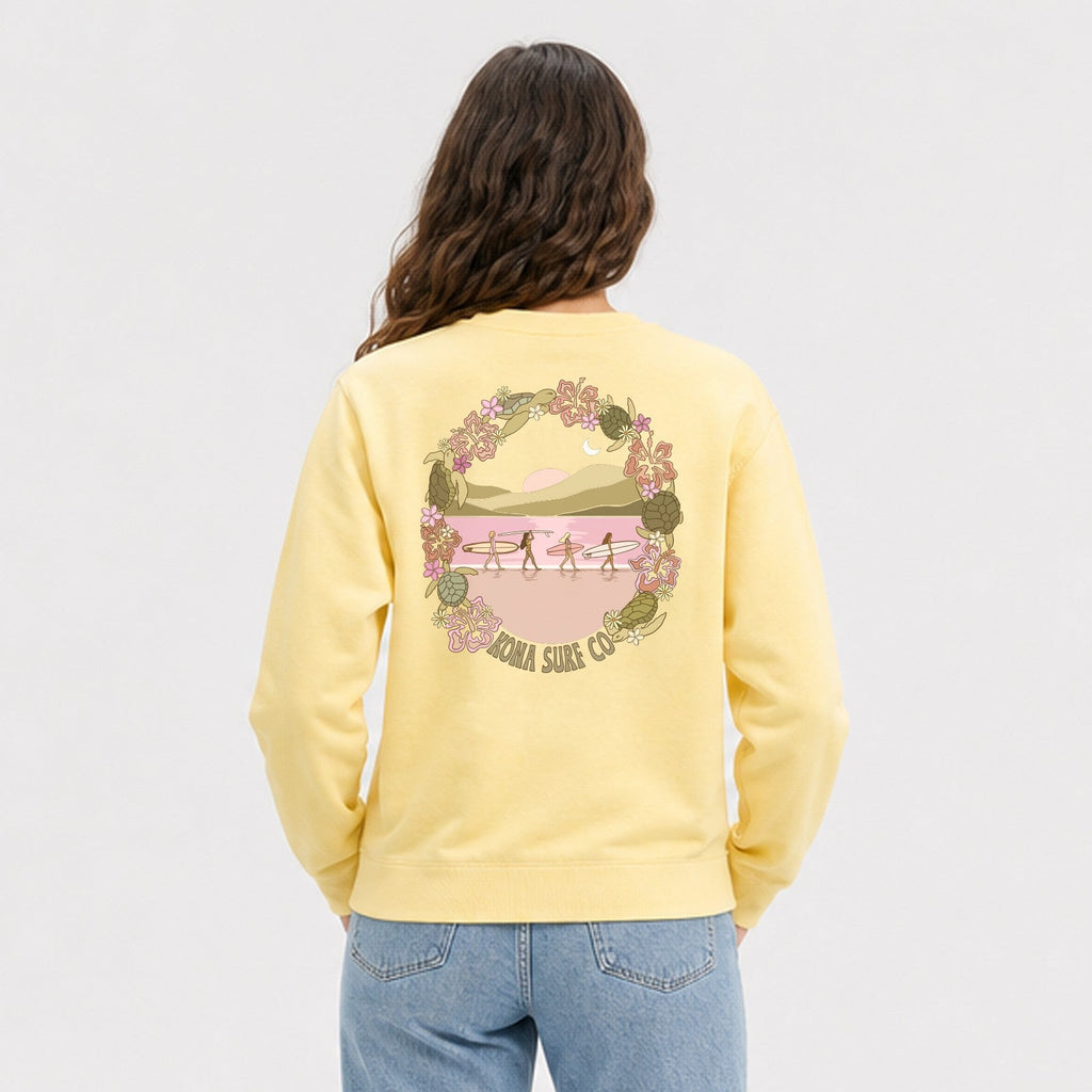Reef Walk Womens Crew Sweatshirt