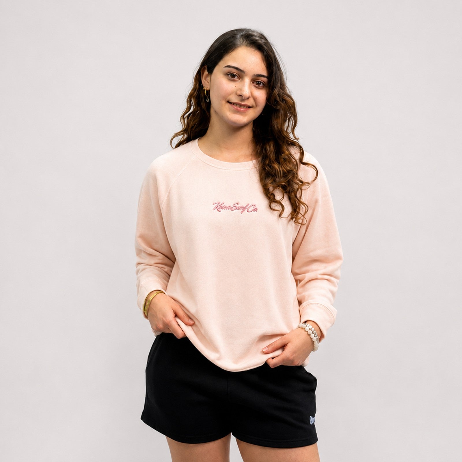 Classic Script Womens Crew Sweatshirt