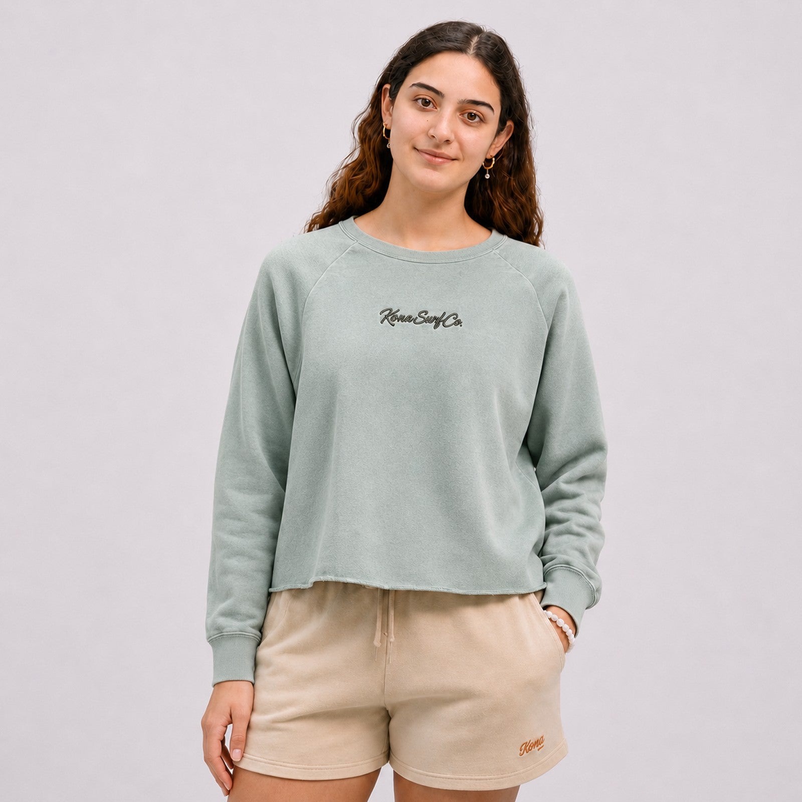 Classic Script Womens Crew Sweatshirt